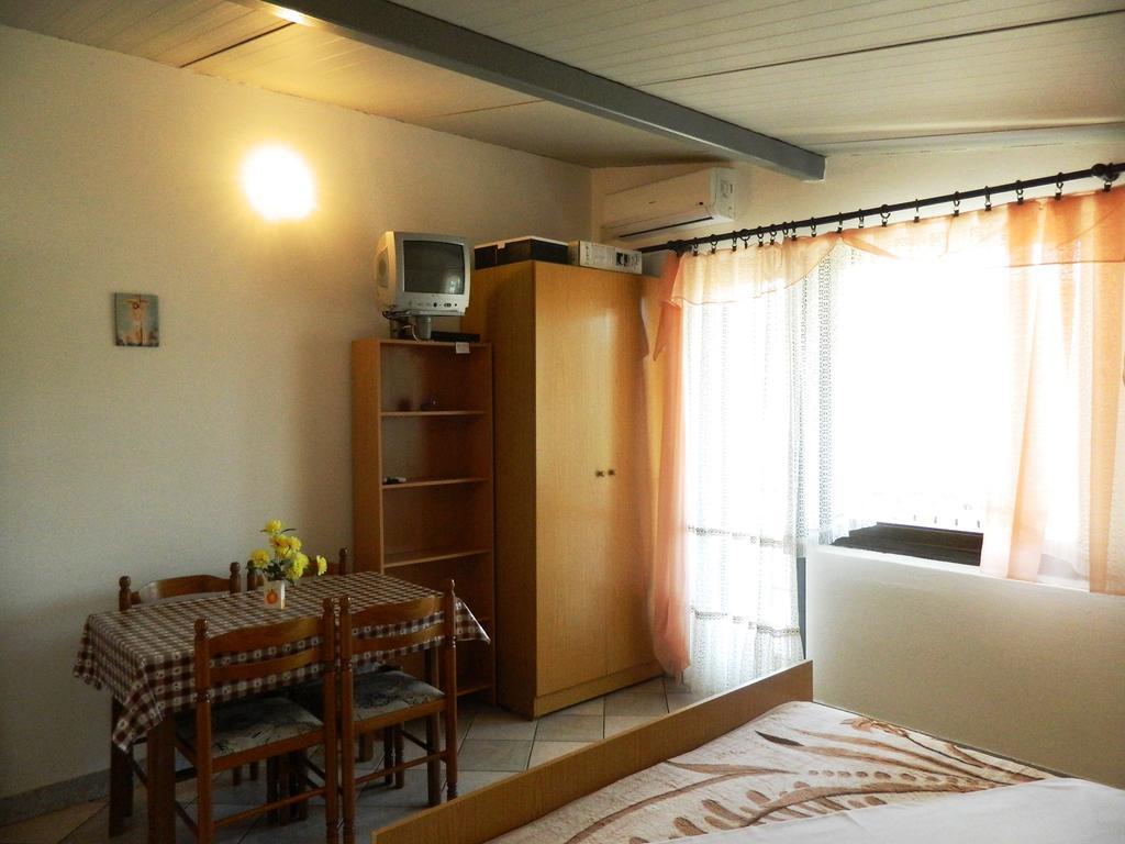 Apartment Jakoubek Rogoznica  Exterior foto